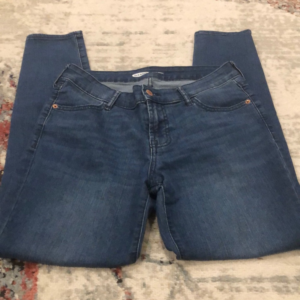 END OF YEAR SALE! |  Navy Super Skinny Jeans